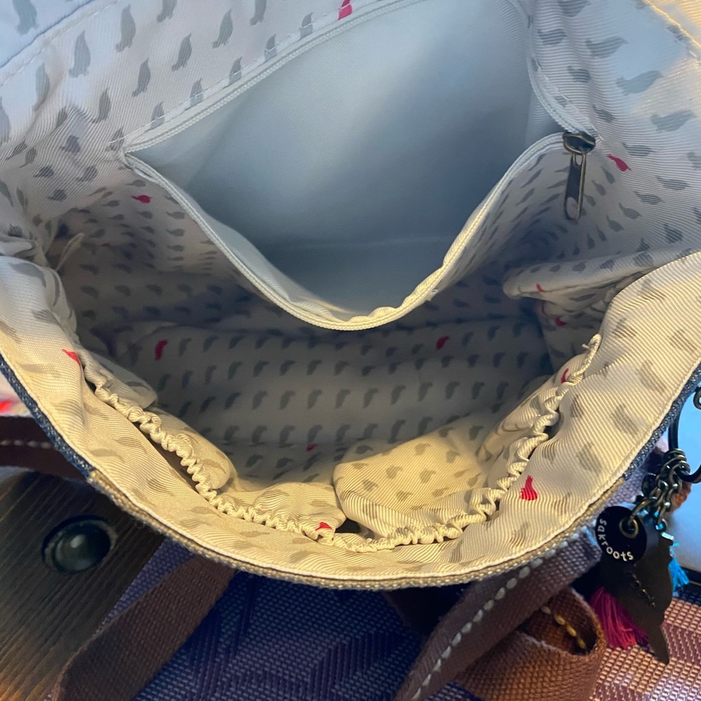 Sakroots purse. Only used once. - Picture 4 of 7